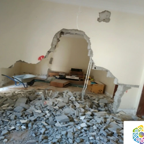 تكسير وترحيل مباني جده