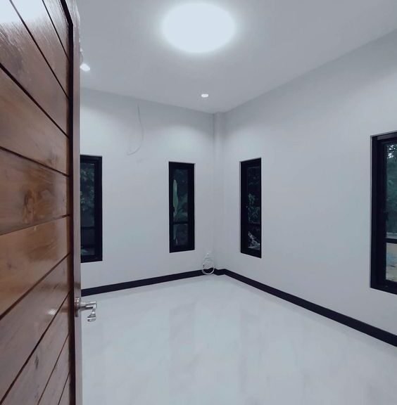 دهانات زيتية في جده