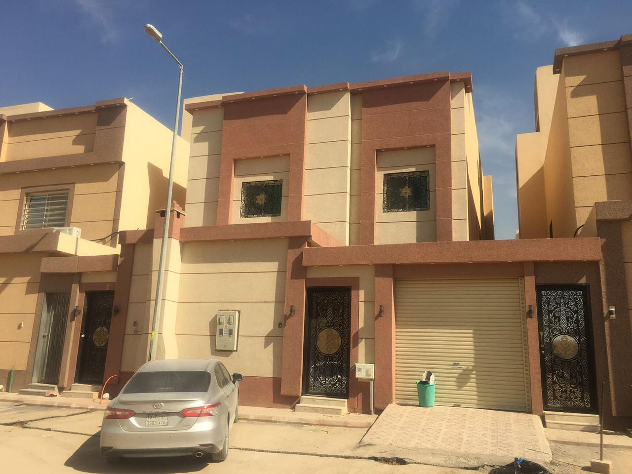 معلم كسر رخام في جده