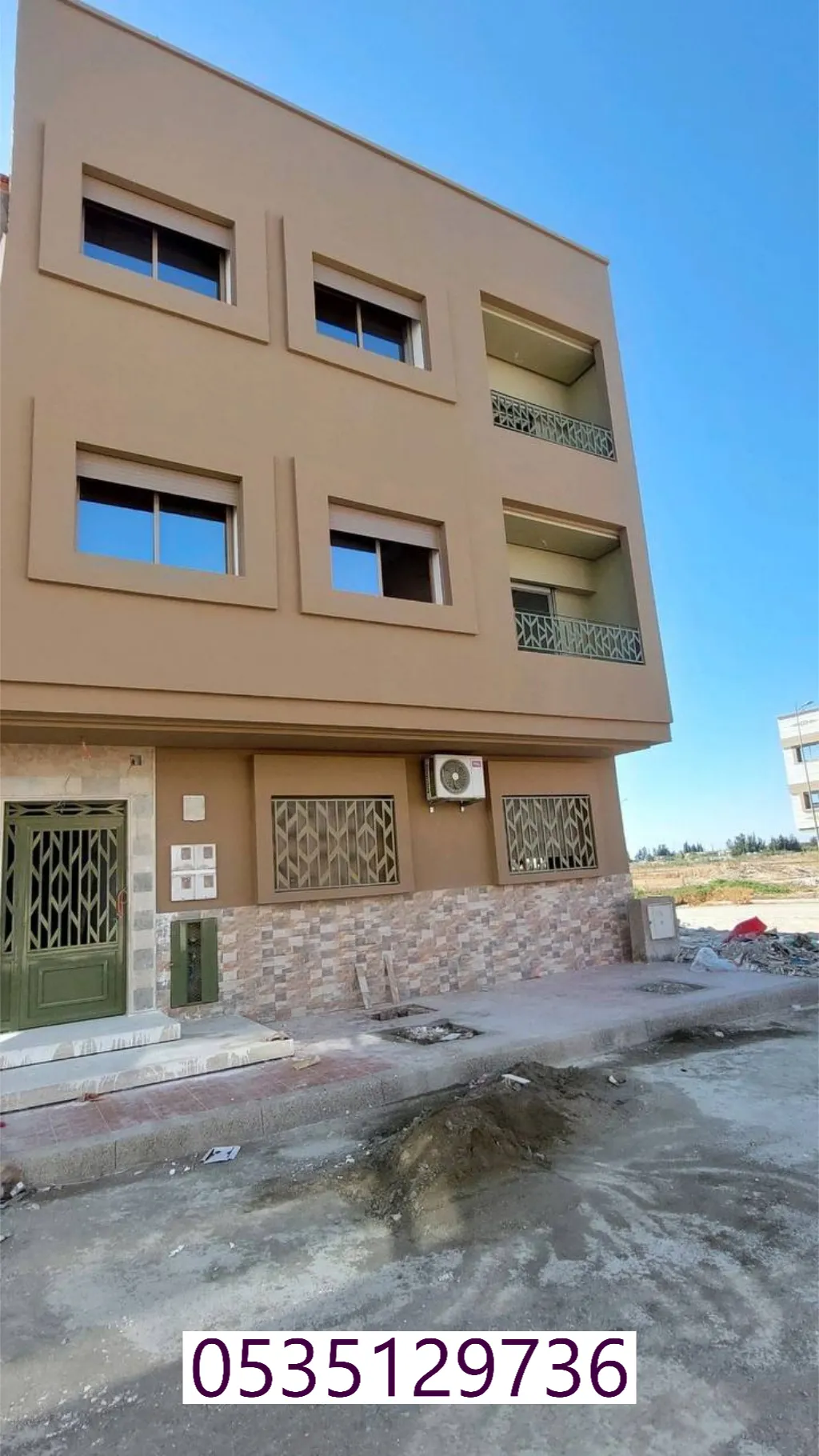فني تجديد دهانات خارجية بجدة